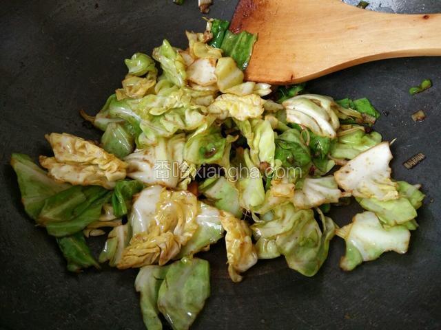 最后炒熟关火，即可出锅