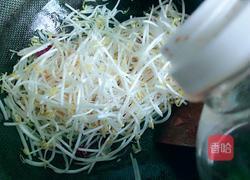 炝爆绿豆芽的做法图解6