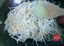 炝爆绿豆芽的做法图解7