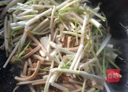 炒芹芽的做法图解7