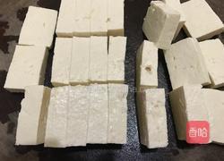 辣黄豆酱炒豆腐的做法图解2