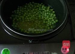 豌豆腊肉焗饭的做法图解4