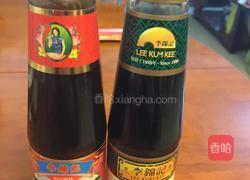 蚝油排骨香菇腊肠饭的做法图解1