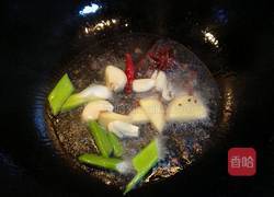 土豆炖鸡块的做法图解8