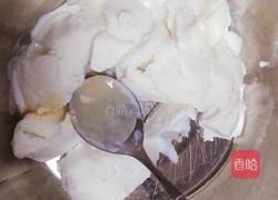 草莓慕斯蛋糕的做法图解5