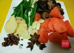 胡萝卜香菇焖鸡腿的做法图解3