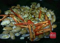 蚝油炒花蚬的做法图解8