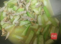 瘦肉海鲜萝卜汤的做法图解6