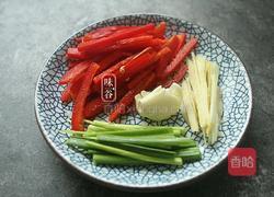 雪菜炒三丝的做法图解2