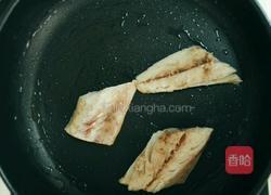 蚝油煎鲭鱼的做法图解4