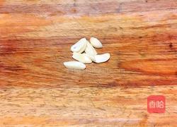 虾酱炒豆腐的做法图解3