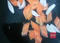 腊肠炒时蔬的做法图解5