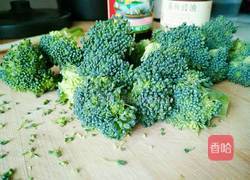 蚝油西兰花的做法图解1