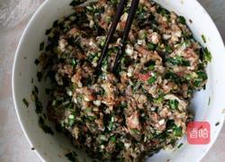猪肉韭菜蘑菇水饺的做法图解8
