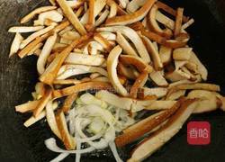 香干炒肉丝的做法图解7