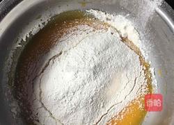 大理石纹戚风蛋糕的做法图解3