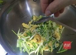 蒜苗炒土鸡蛋的做法图解8