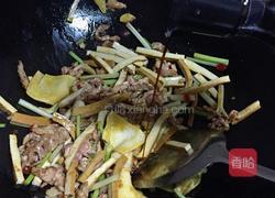 芹菜豆干炒肉的做法图解6