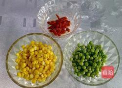 胡萝卜豌豆炒牛肉的做法图解4