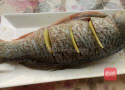 清蒸鲤鱼的做法图解3