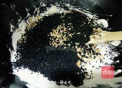 黑芝麻牛轧糖的做法图解7