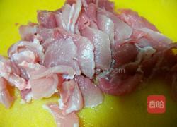 云南小瓜炒肉的做法图解2