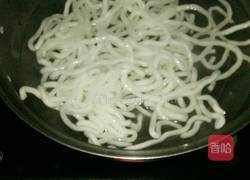 菠菜土豆粉的做法图解3