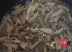 红烧瘦肉茄子的做法图解5