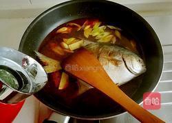 家常红烧鱼的做法图解9