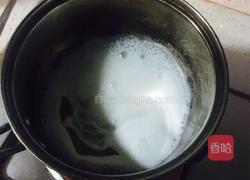 双色戚风蛋糕的做法图解2