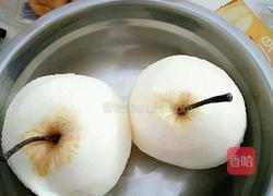 冰糖银耳桂圆雪梨汁的做法图解1