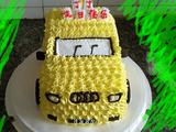 卡通车型生日蛋糕的做法[图]