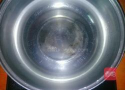 鸡蛋瘦肉汤的做法图解1