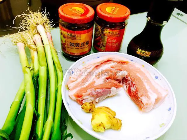 准备食材。