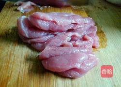 白菜汤年糕的做法图解1