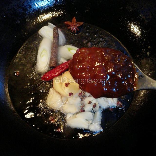 放两勺豆瓣酱