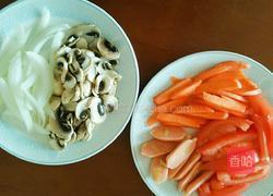 辣番香肠炒口蘑的做法图解2