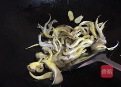 蘑菇肉片汤的做法图解5