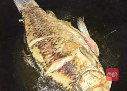 糖醋鲫鱼的做法图解2