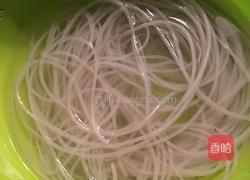 肉末炒粉丝的做法图解2