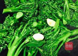 脆肉爆炒西兰花的做法图解6