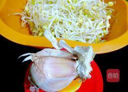 蒜蓉黄豆芽的做法图解2
