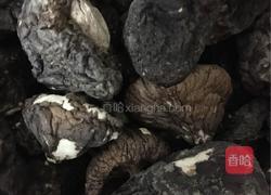 香菇鸡蛋面线糊的做法图解2