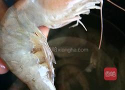 猪肉白菜虾肉饺子的做法图解1