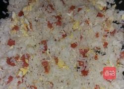 香肠蛋炒饭的做法图解3