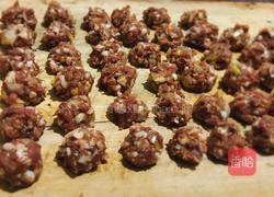 油炸丸子的做法图解2