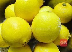 冰糖柠檬膏的做法图解1