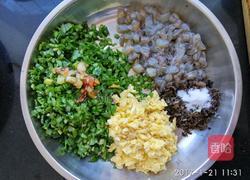 韭菜鸡蛋虾仁饺子的做法图解12