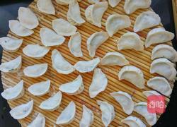 韭菜鸡蛋虾仁饺子的做法图解16