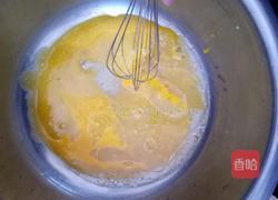 八寸戚风蛋糕胚的做法图解5